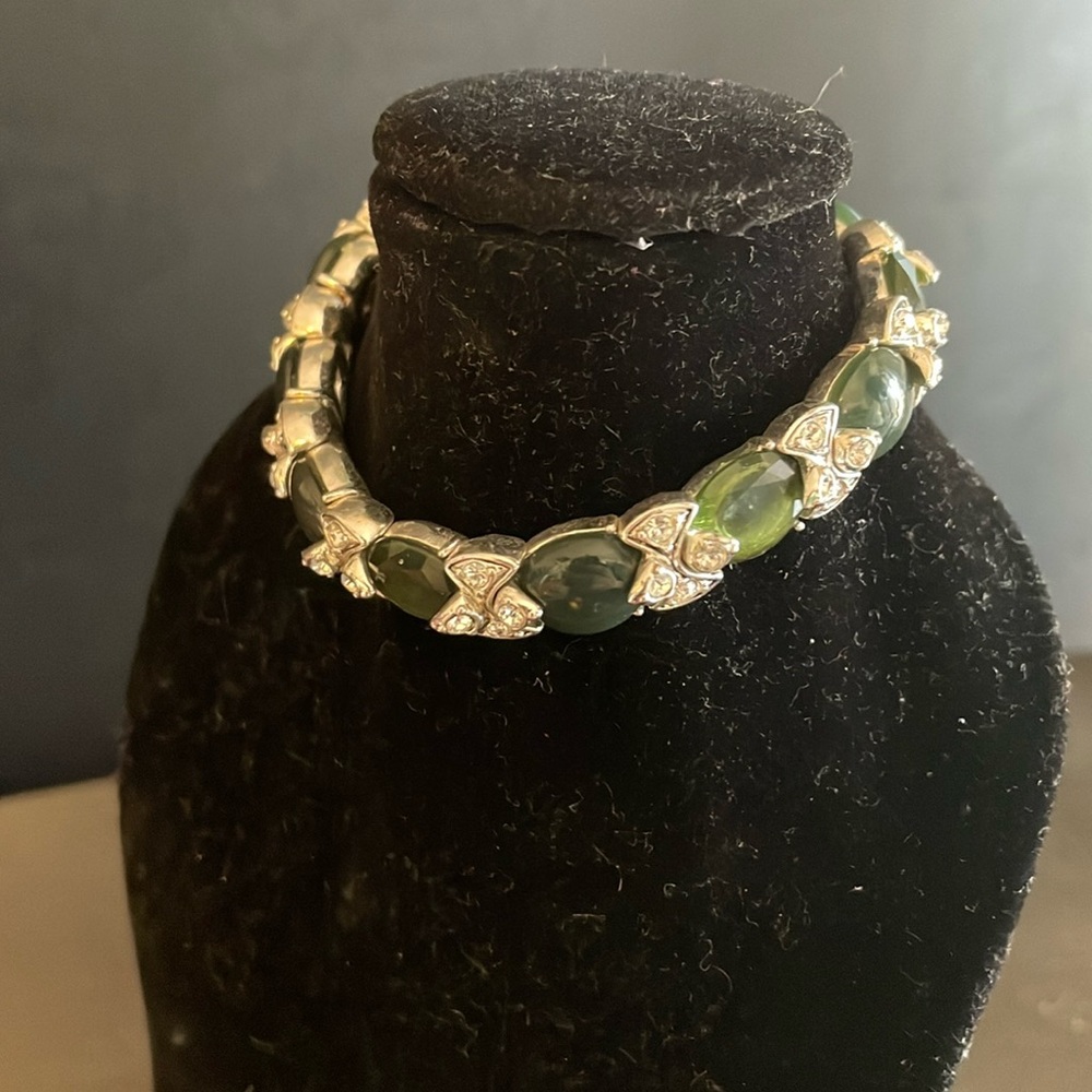 Green Stone & Rhinestone Stretch Bracelet